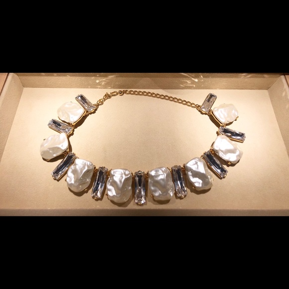 Absolutely Stunning and Super Rare! Kenneth Jay Lane Chunky Necklace!!! - Picture 4 of 7